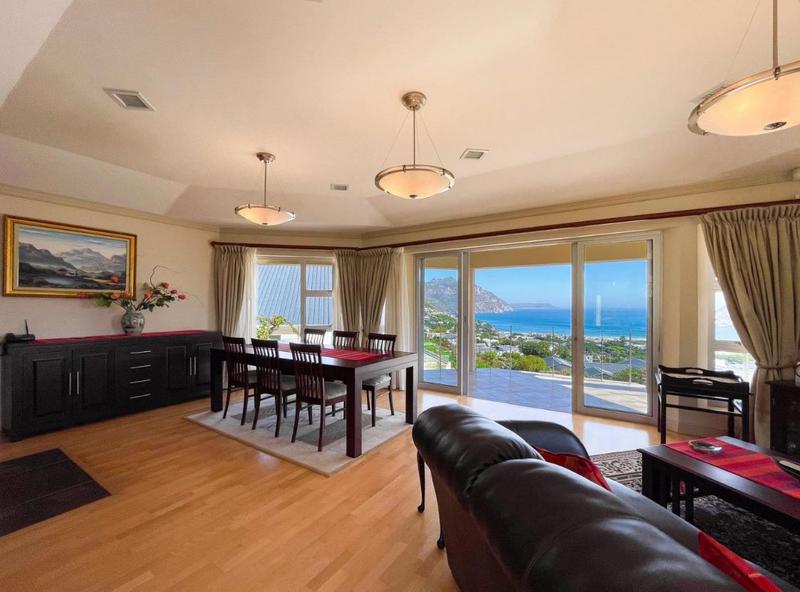 4 Bedroom Property for Sale in Hout Bay Western Cape
